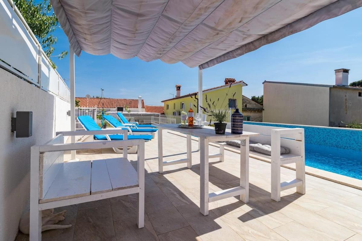 Ferienwohnung Gridolina Pula Exterior foto
